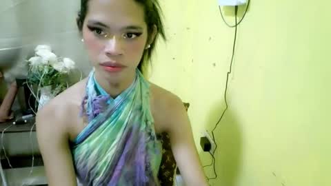 Snapshot of avacadaxcx chatting on 11-10-25, 11:26 avacadaxcx online show from 11-10-25, 11:26