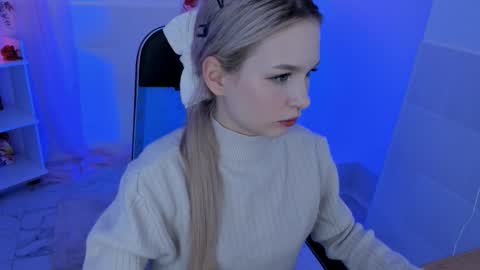 Ava nonude online show from 11-05-25, 03:12