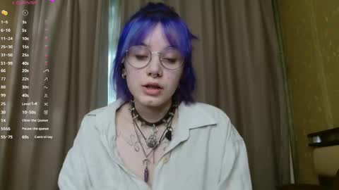 avaobierne online show from 04-19-26, 06:02