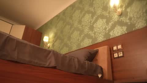 avelorialove online show from 07-06-26, 03:03