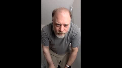 Snapshot of averagegreg chatting on 05-07-26, 11:48 Greg online show from 05-07-26, 11:48