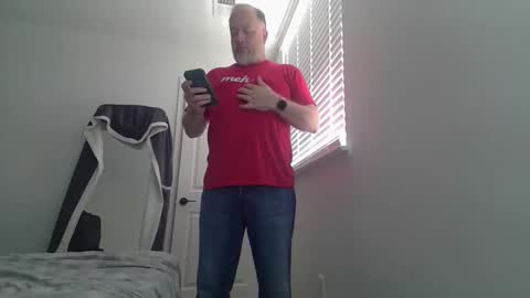 Snapshot of averagegreg chatting on 05-19-26, 05:08 Greg online show from 05-19-26, 05:08