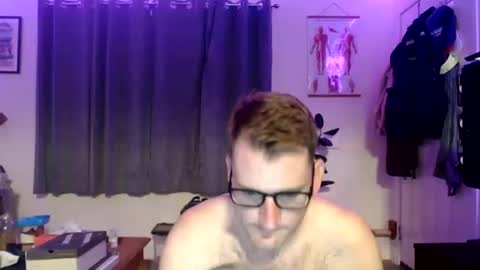 Snapshot of averagepenisalex chatting on 10-12-25, 09:19 averagepenisalex online show from 10-12-25, 09:19