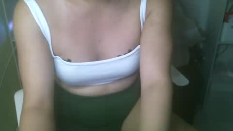 Rhian online show from 02-10-25, 01:55