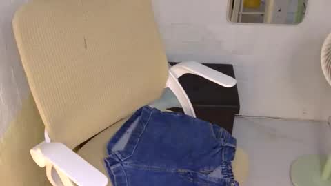 Rhian online show from 09-10-25, 02:55