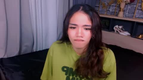 Snapshot of avery_hunt chatting on 12-19-25, 09:11 Avery online show from 12-19-25, 09:11