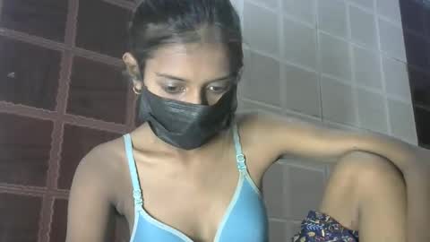 avery_lust01 online show from 03-26-26, 05:46