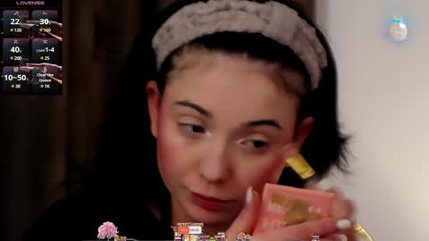 AveryWillow online show from 01-11-25, 04:14