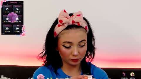 AveryWillow online show from 02-07-25, 07:27