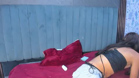 Snapshot of avi_thomsonn chatting on 02-13-26, 09:55 avi_thomsonn online show from 02-13-26, 09:55