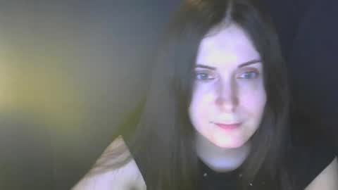 Snapshot of avialenne chatting on 03-27-26, 05:56 avialenne online show from 03-27-26, 05:56