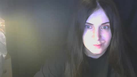 Snapshot of avialenne chatting on 04-08-26, 07:47 avialenne online show from 04-08-26, 07:47