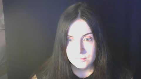 Snapshot of avialenne chatting on 04-18-26, 07:07 avialenne online show from 04-18-26, 07:07