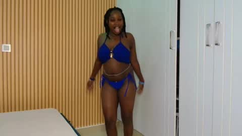 Snapshot of avian_talya chatting on 11-07-25, 07:52 Avian online show from 11-07-25, 07:52