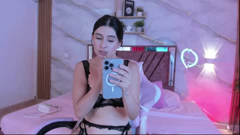 Avigail  online show from 04-11-26, 06:45