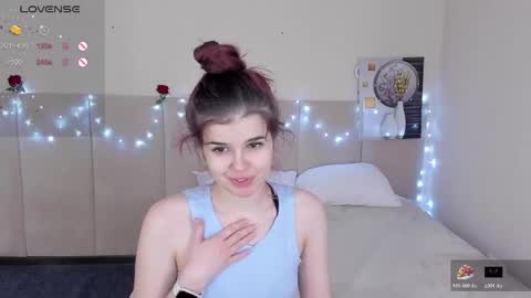 Avi online show from 04-25-26, 02:14