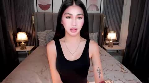 Snapshot of avimiller chatting on 02-17-26, 02:08 avimiller online show from 02-17-26, 02:08