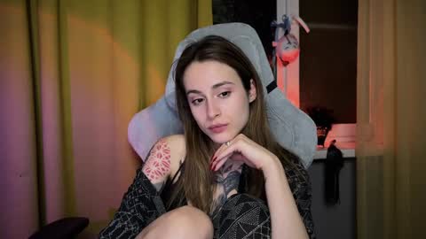 Snapshot of aviva_faith chatting on 12-13-24, 01:15 Aviva online show from 12-13-24, 01:15