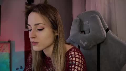 Snapshot of aviva_faith chatting on 02-22-25, 09:37 Aviva online show from 02-22-25, 09:37