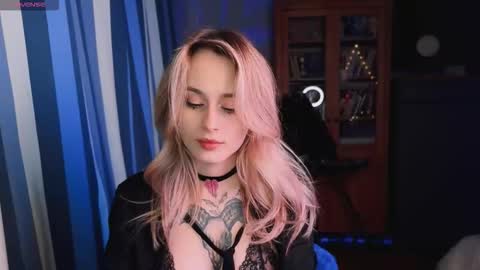 Snapshot of aviva_faith chatting on 11-10-25, 04:39 Aviva online show from 11-10-25, 04:39