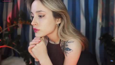 Snapshot of aviva_faith chatting on 11-30-25, 07:51 Aviva online show from 11-30-25, 07:51