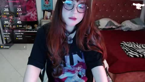 Snapshot of avril2809 chatting on 02-05-26, 04:39 Abril online show from 02-05-26, 04:39