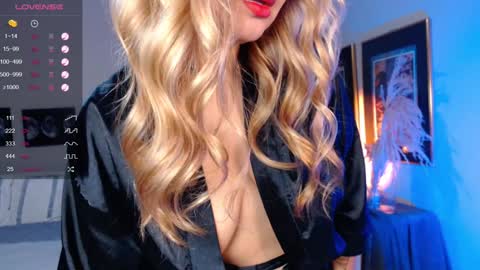 Snapshot of avrill_morgan chatting on 12-06-24, 01:51 Avrill Morgan online show from 12-06-24, 01:51