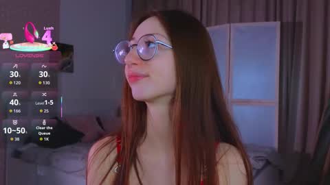 Avril online show from 11-15-25, 09:11