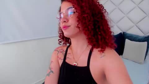 Avril  online show from 02-28-26, 12:28