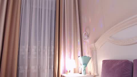 Avrora Inst online show from 03-11-25, 02:54