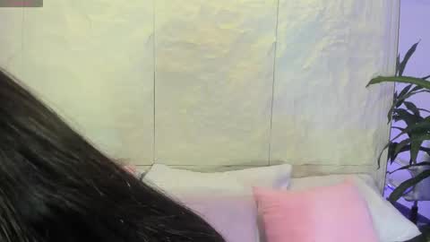 Avy  online show from 10-27-25, 11:36