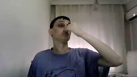 Snapshot of awesenheit chatting on 07-11-26, 10:18 awesenheit online show from 07-11-26, 10:18
