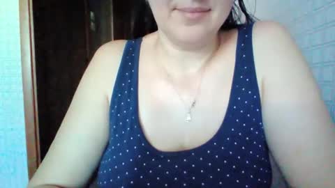 Snapshot of awesomeladyy chatting on 03-04-26, 08:20 awesomeladyy online show from 03-04-26, 08:20