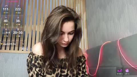 Tris online show from 02-12-25, 04:12