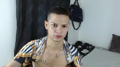 Snapshot of axcel_boy chatting on 10-08-25, 12:03 axcel online show from 10-08-25, 12:03