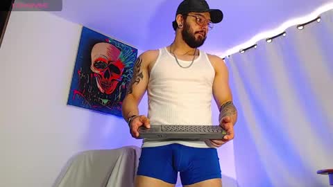 Snapshot of axel_7070 chatting on 05-29-26, 02:26 Independiente Model online show from 05-29-26, 02:26