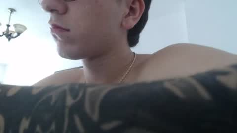 Snapshot of axel__master chatting on 06-12-26, 03:33 axel__master online show from 06-12-26, 03:33