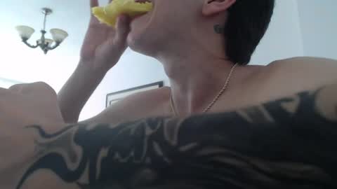 Snapshot of axel__master chatting on 06-13-26, 06:39 axel__master online show from 06-13-26, 06:39