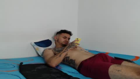 Snapshot of axel_ag chatting on 01-11-25, 03:52 Axel online show from 01-11-25, 03:52