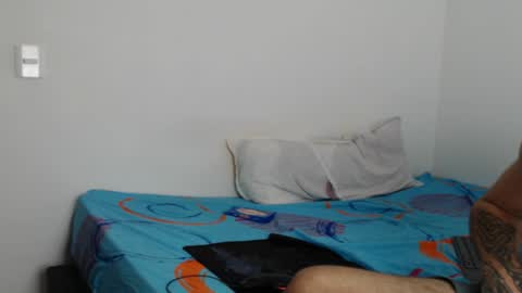 Snapshot of axel_ag chatting on 01-12-25, 05:44 Axel online show from 01-12-25, 05:44