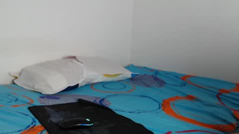 Snapshot of axel_ag chatting on 01-13-25, 08:58 Axel online show from 01-13-25, 08:58