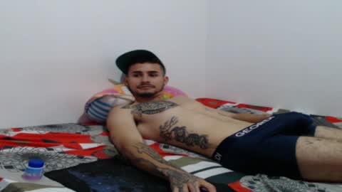 Snapshot of axel_ag chatting on 01-19-25, 02:06 Axel online show from 01-19-25, 02:06