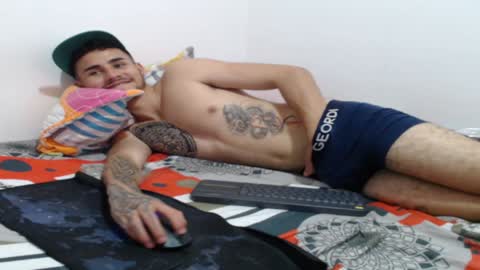 Snapshot of axel_ag chatting on 01-19-25, 05:07 Axel online show from 01-19-25, 05:07