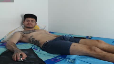 Snapshot of axel_ag chatting on 03-09-25, 02:54 Axel online show from 03-09-25, 02:54