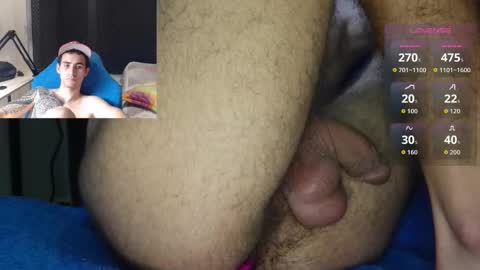 Snapshot of axel_ag chatting on 12-15-25, 01:59 Axel online show from 12-15-25, 01:59