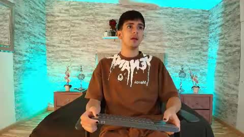 Snapshot of axel_draven chatting on 06-29-26, 12:16 axel_draven online show from 06-29-26, 12:16