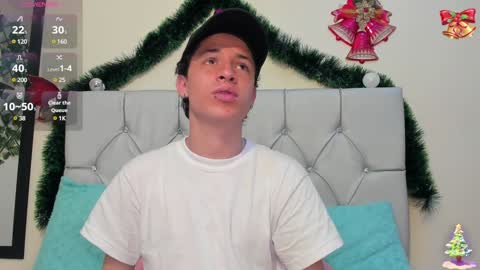 Axel Evanss online show from 12-24-24, 02:54