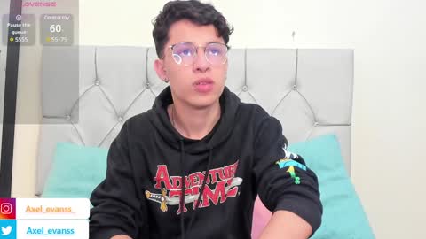 Axel Evanss online show from 02-08-25, 01:33