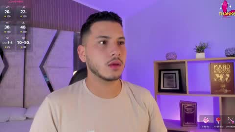 axel_grey_ online show from 06-05-26, 12:33