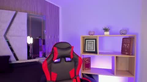 Snapshot of axel_grey_ chatting on 07-11-26, 12:41 axel_grey_ online show from 07-11-26, 12:41
